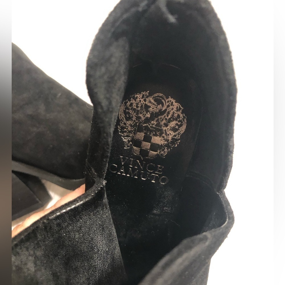 NEW Vince Camuto Black leather suede ankle booties, size 6 - Picture 8 of 10
